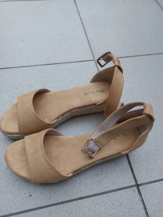 Сандали от естествен велур