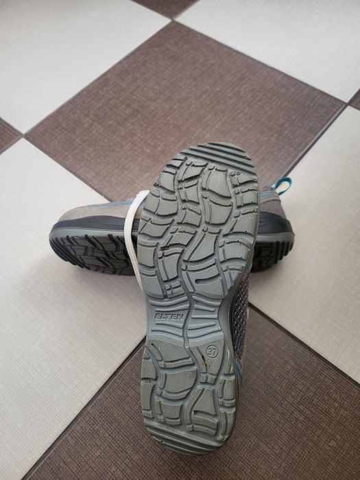 Pantofi cu bombeu dama 37