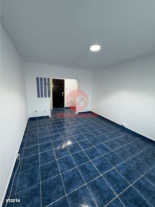 Garsoniera de Vanzare, Zona Poarta 6, Recent Renovata