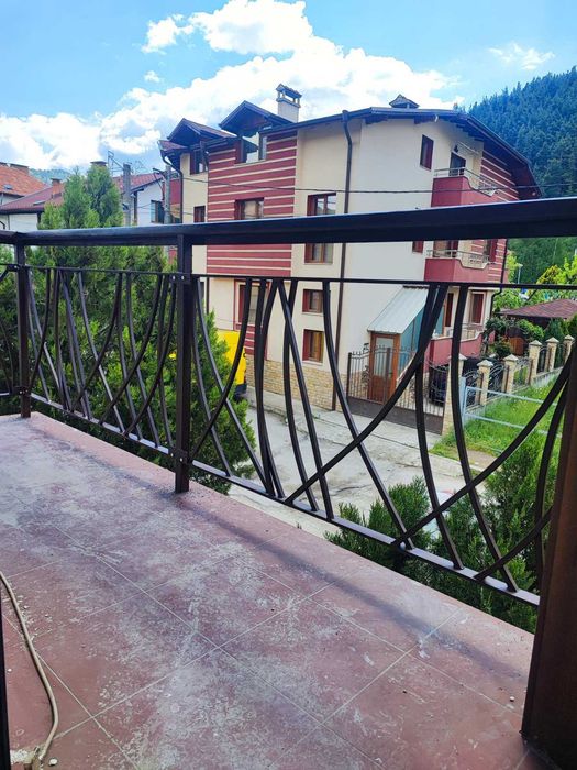 Парапети за стълбища и тераси,врати,портали,огради,  от ковано желязо