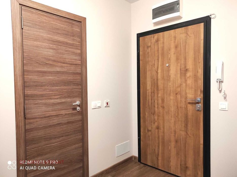 Дава се под наем Тристаен апартамент в София, Връбница 1 - 82 кв.м за 648.21 € - Снимка #6