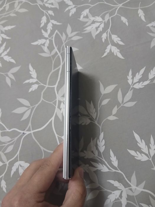Samsung 22 ultra 512 tali.