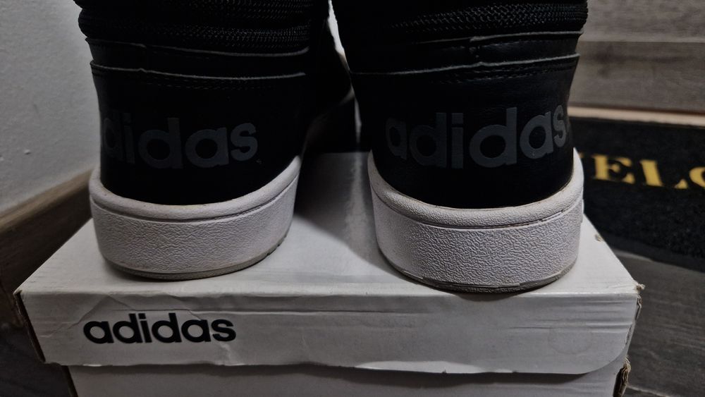 Tenisi Adidas Bărbați
