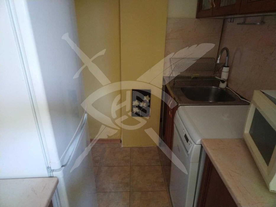 Дава се под наем Двустаен апартамент в Варна, Аспарухово - 64 кв.м за 300 € - Снимка #1