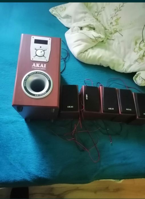 Sistem audio Akai 5.1