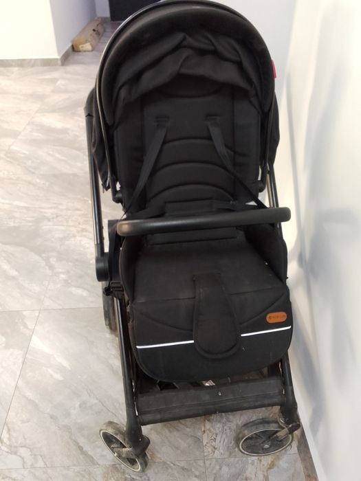 Удобная, лёгкая коляска
