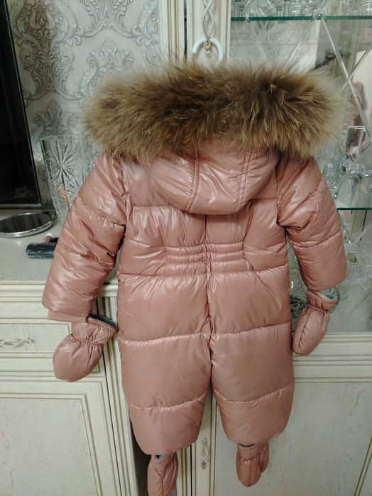 Продам детские комбинезоны