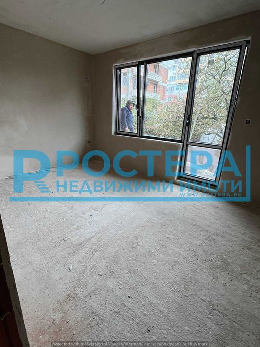 Продава се Тристаен апартамент в Търговище, Център - 109 кв.м за 1009 €/кв.м - Снимка #3