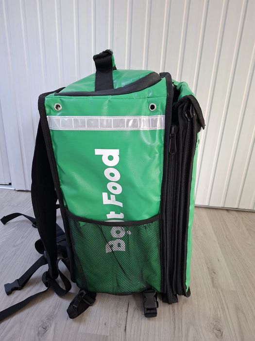 Vand rucsac termoizolant pentru livrari