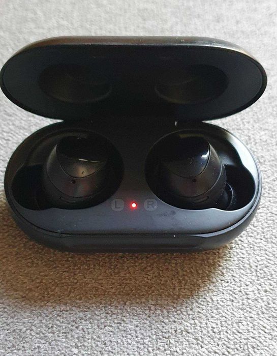 Samsung Galaxy Buds sound by AKG