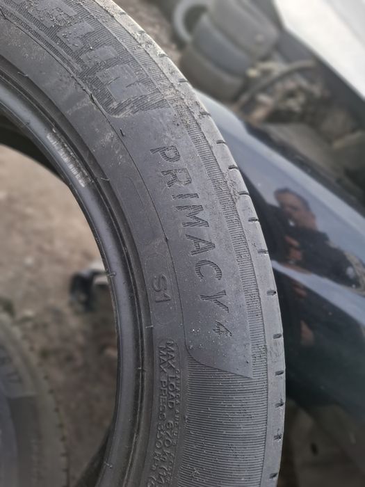 Vand set 4 anvelope 215 55 17 michelin bune de vara dot 2020