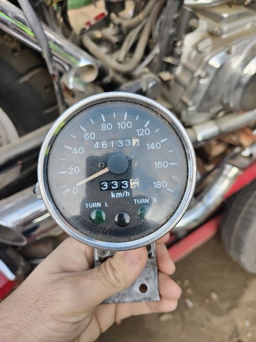 Suzuki Intruder Vs600GL (PENTRU A2)