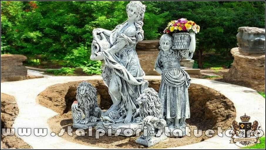 Set cinci statuete, gri patinat, model S94.