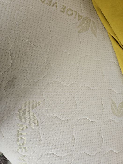 Ъглови легла с ракла и повдигащ механизъм