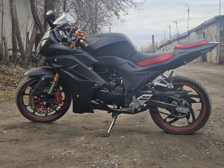Мотоцикл 250кубов