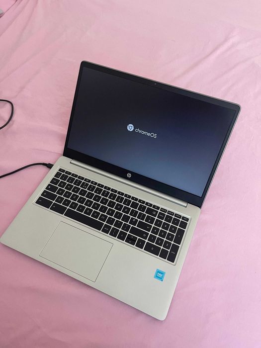 Laptop Chromebook HP 15" ca nou 10/10 20 cicluri de incarcare