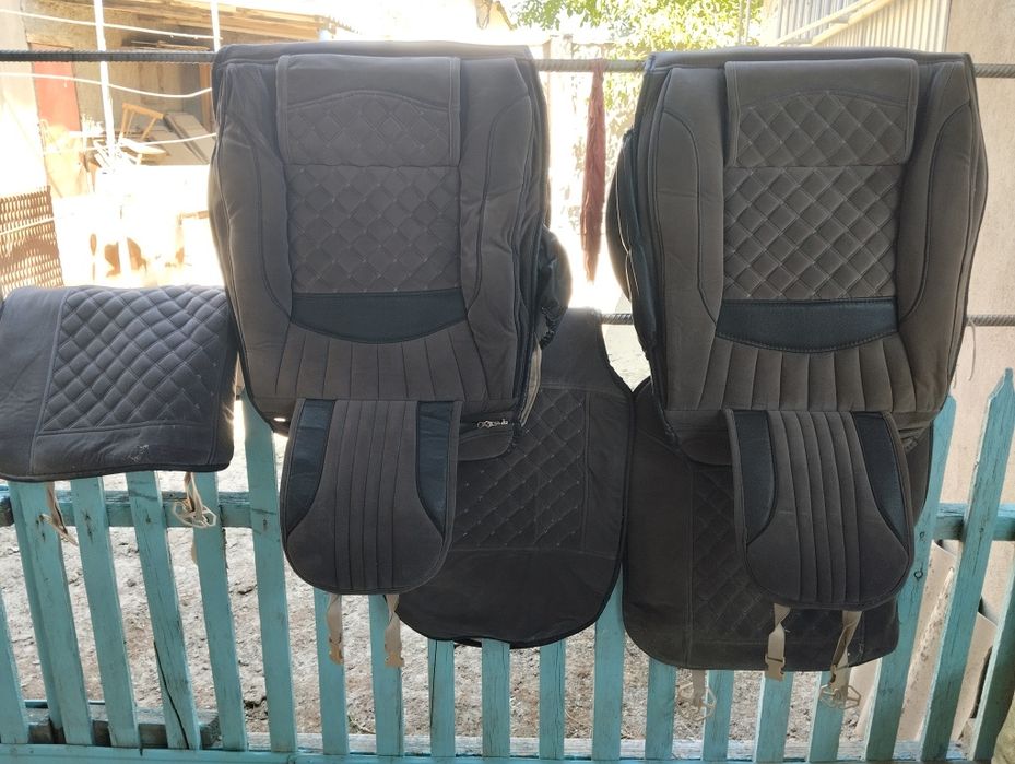 Чехлы и полики  продам
