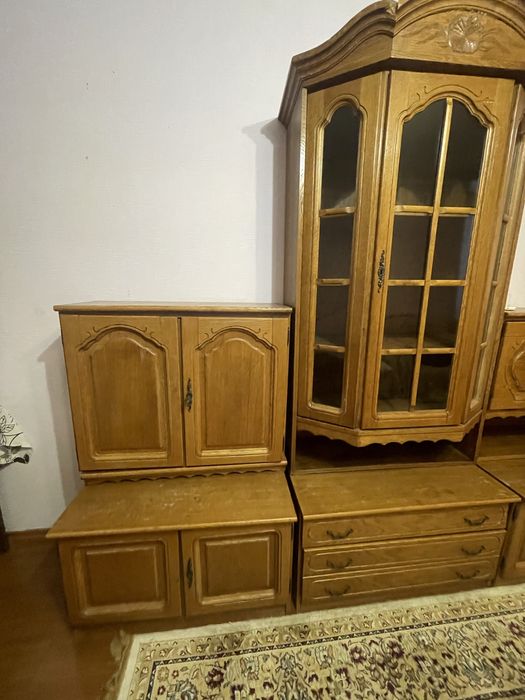 Поодам стенку б/у