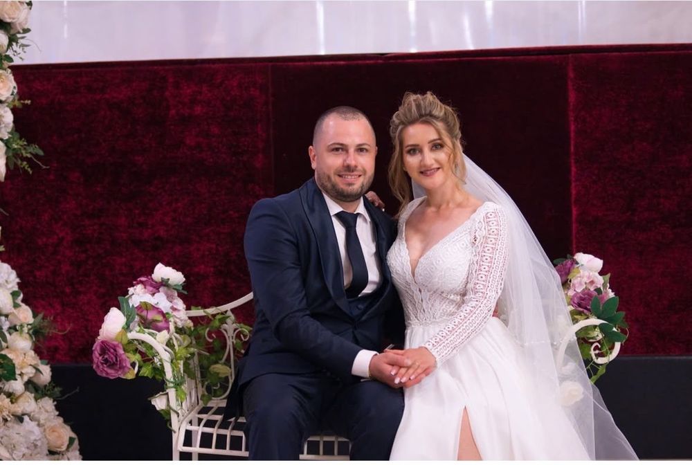 Vând rochie de mireasă