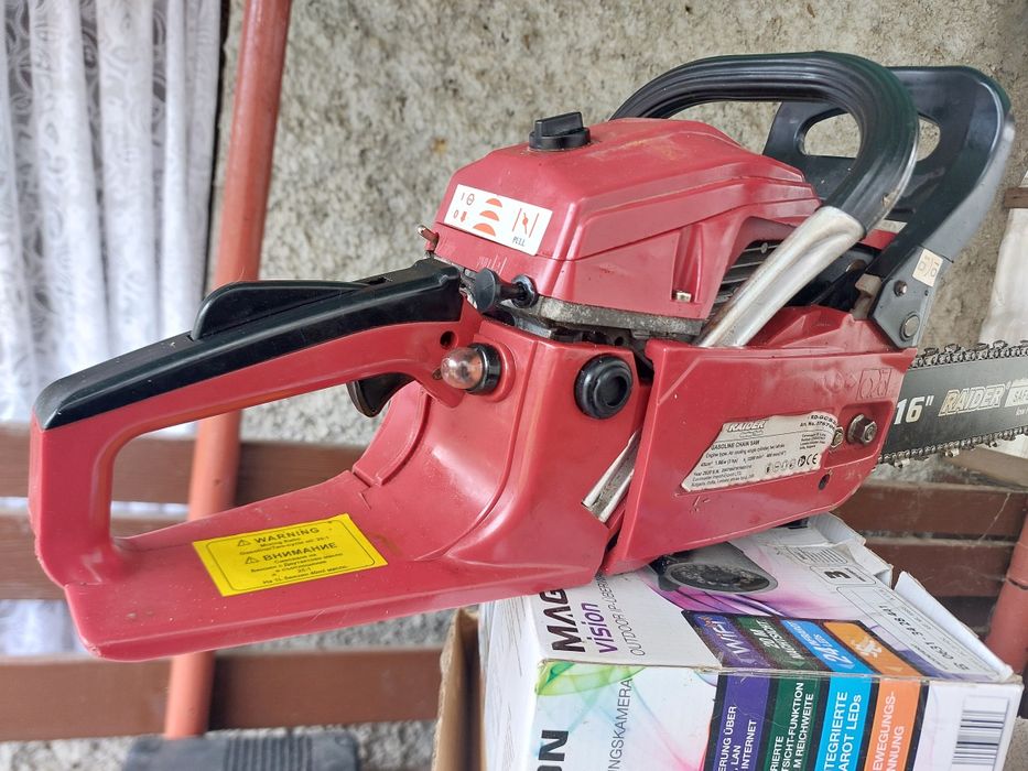 Бензинова резачка Raider