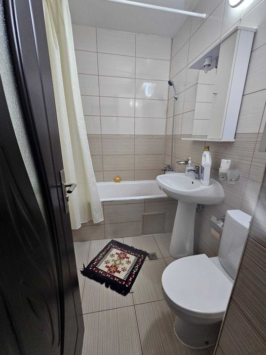 Garsonieră de închiriat