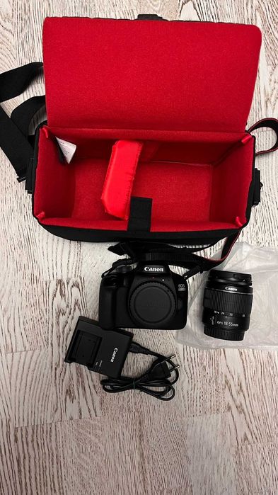 Canon EOS 4000D DSLR + obiectiv 18-55mm + geantă + card 16GB