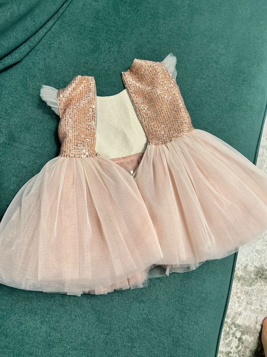 Нарядное платье на 1 годик