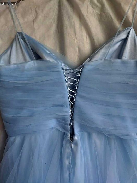 Светлосиня дълга бална рокля