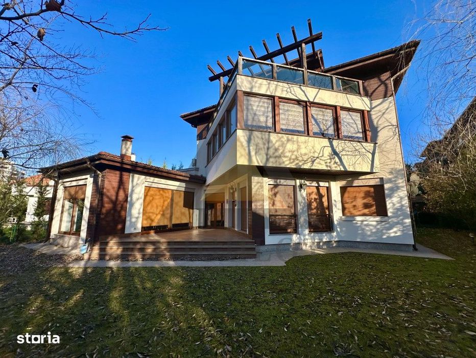 Scoala Americana | Vila Individuala In Complex Rezidential