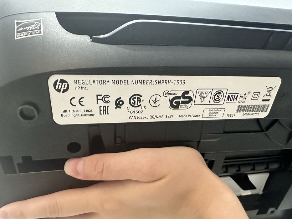 Продам цветной принтер HP