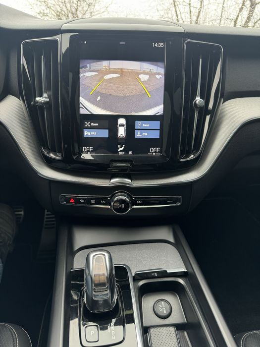 Volvo xc60 R-Design T8 plug in hybrid 400cp