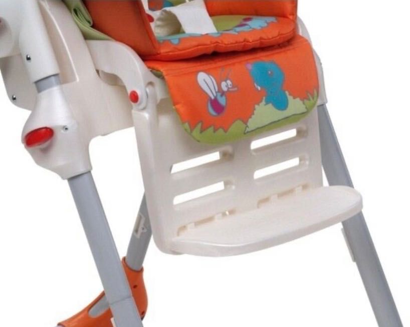 Детский стульчик для кормления Chicco.