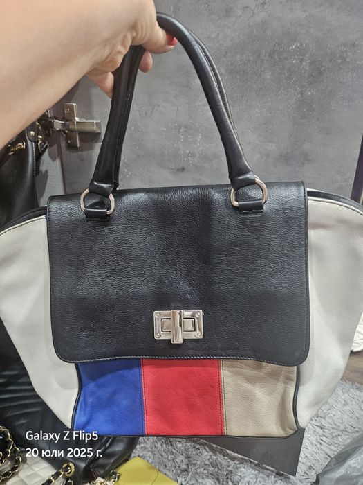 Дамски чанти DKNY, естествена кожа