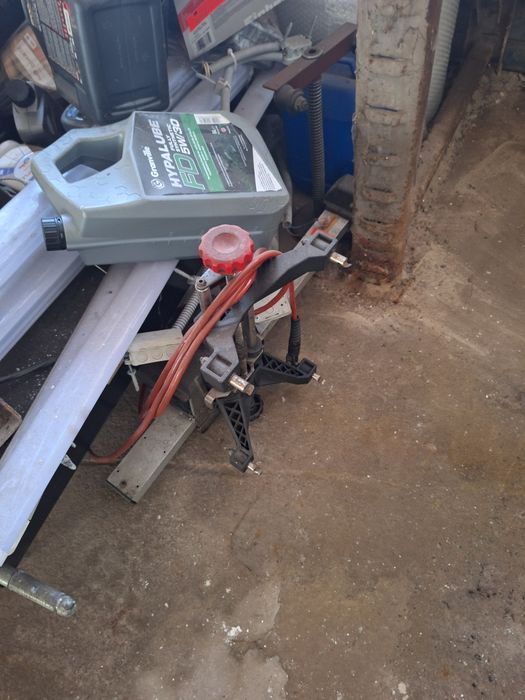 Стенд за реглаж на преден мост