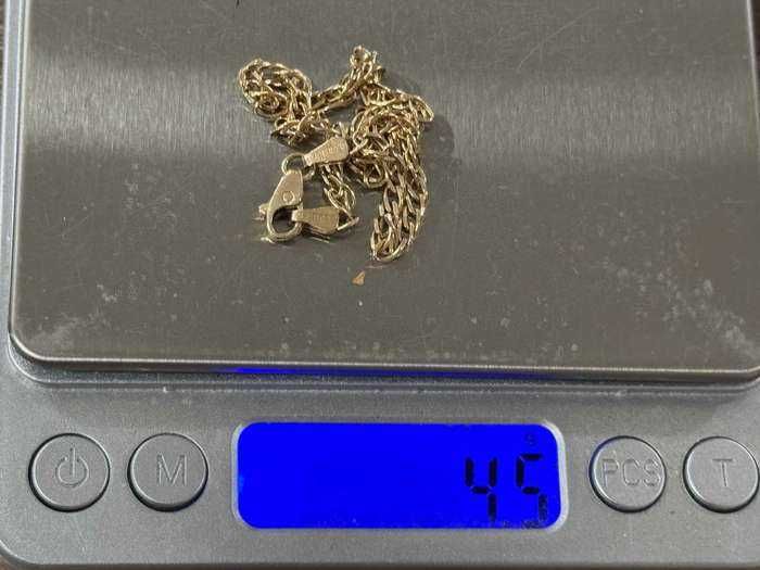 Златна гривна 4.5гр 14к