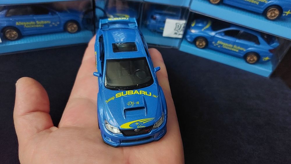 Метална количка Subaru Impreza 1:36 Безплатна Доставка