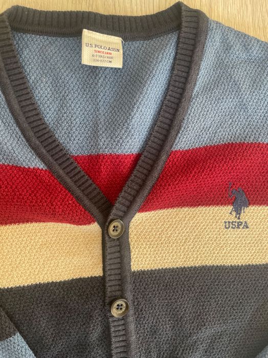 Жилетка U.S. Polo Assn. и панталон H&M