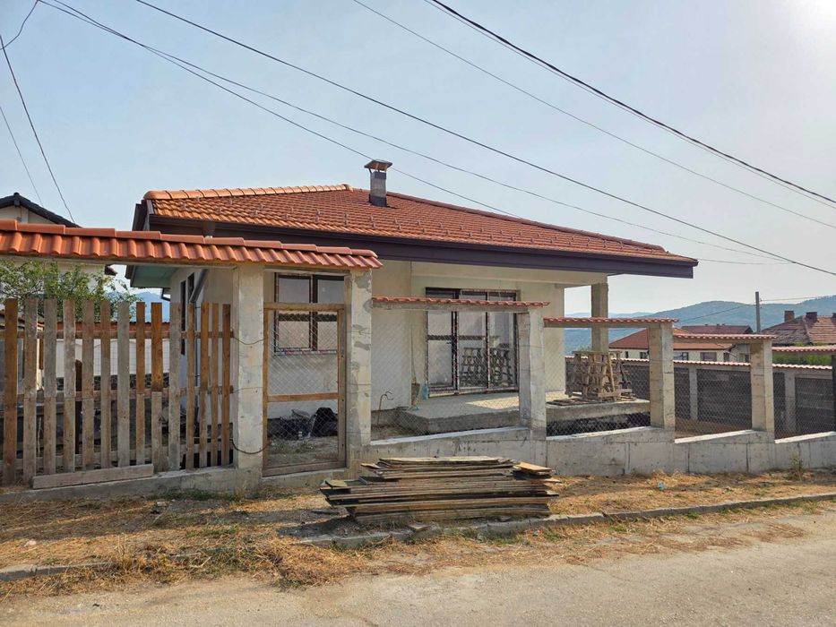 Къща в Пазарджик, област-гр.Велинград площ 110 цена 148000