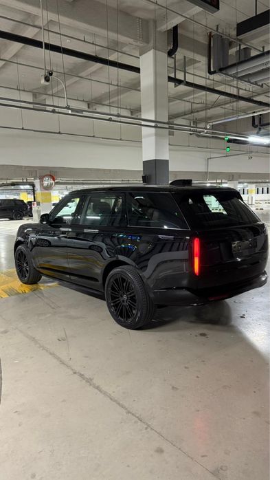 Новый Range Rover P530 Autobiography LWB