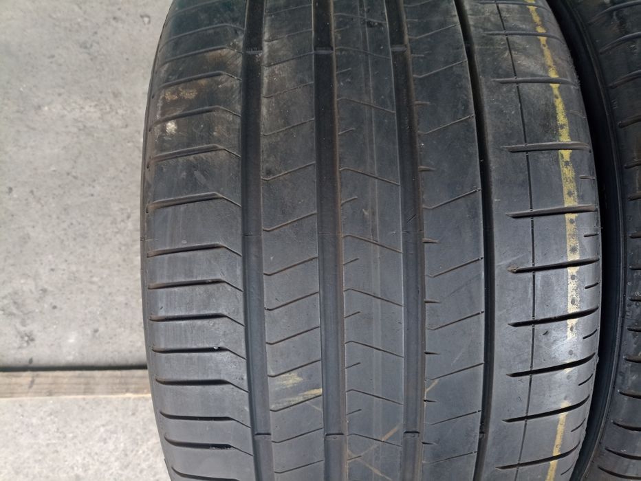 2 anvelope de vara Pirelli 315/30 R21 dot 1718
