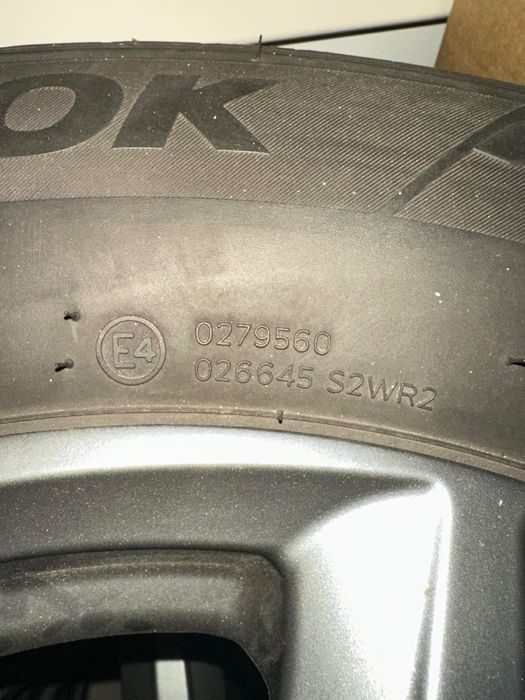 KIA Джанти с Гуми 16" 215/70/16