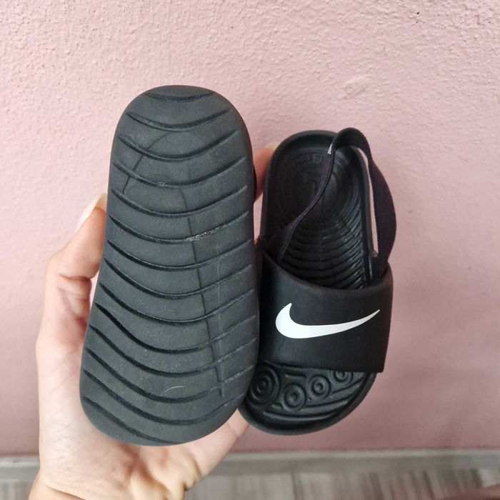 Сандали р-р 23,5 Nike