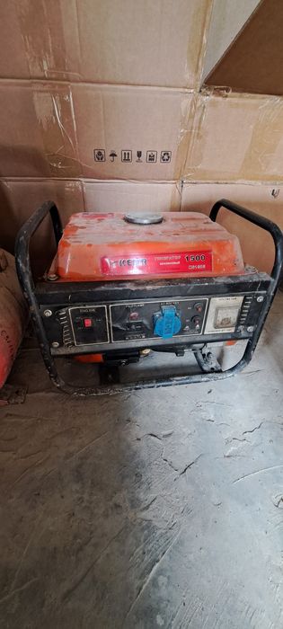 Бензиновый генератор