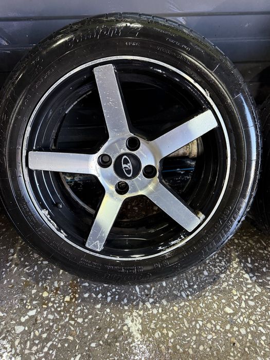 Продам комплект колес на 16