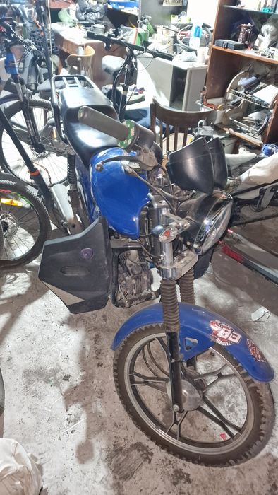 Продам мотоцикл альфа на учете.