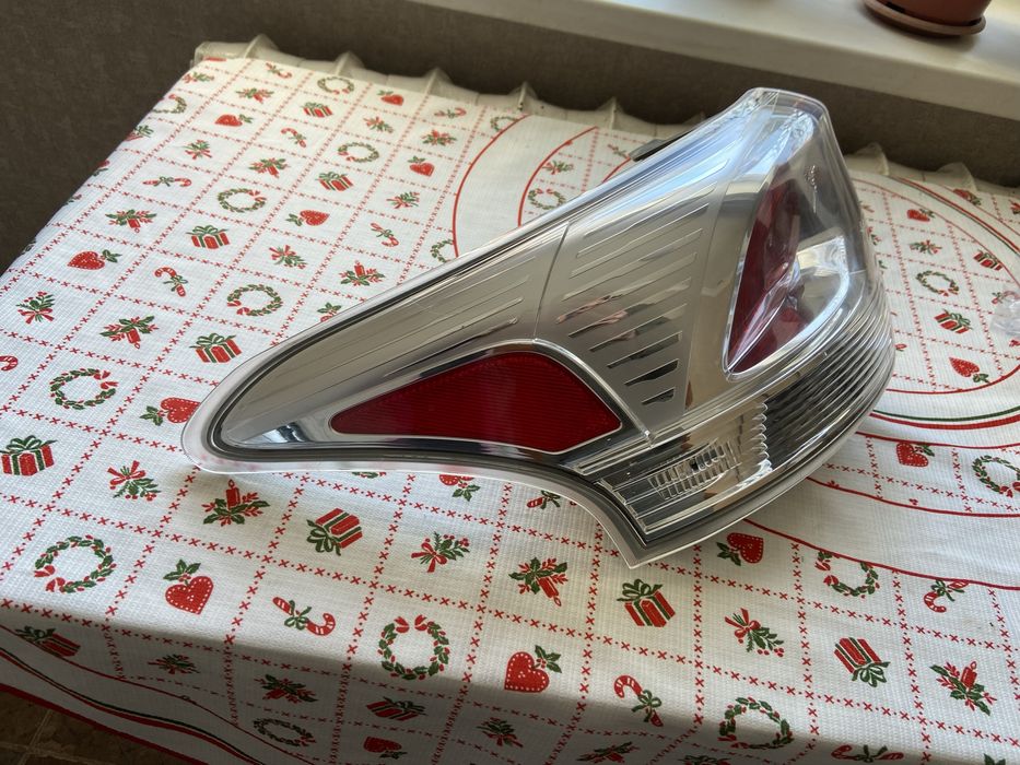 Фара задняя Outlander оригинал