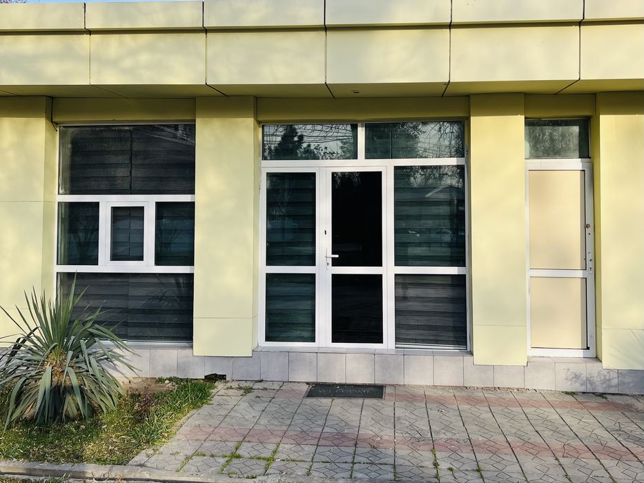 Готовый офис Аренда 1 этаж у дороги