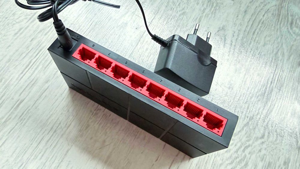 Switch Mercusys MS108G 8 Ports 10/100/1000 Mbps