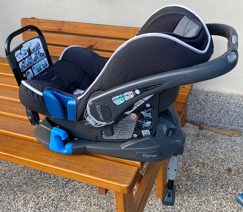 Столче за кола Britax Romer BABY SAFE с ISOFIX база