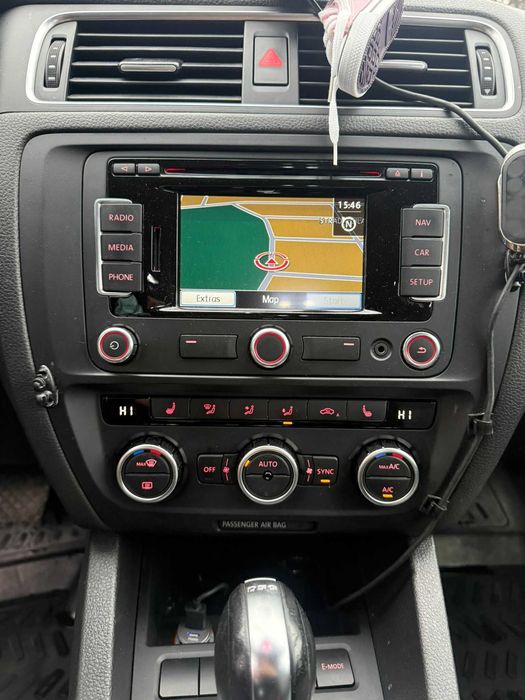 VOLKSWAGEN Jetta 2013 — imagine 13